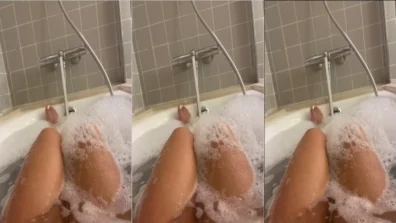 Salome Cute in the very wet and delicious bathtub