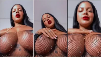 Tatiana Borja Lugo playing very horny