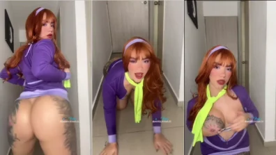 Andrea wheels busty redhead with her rocking ass