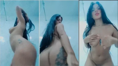 Hot amateur mafeping in the video inside the bathroom